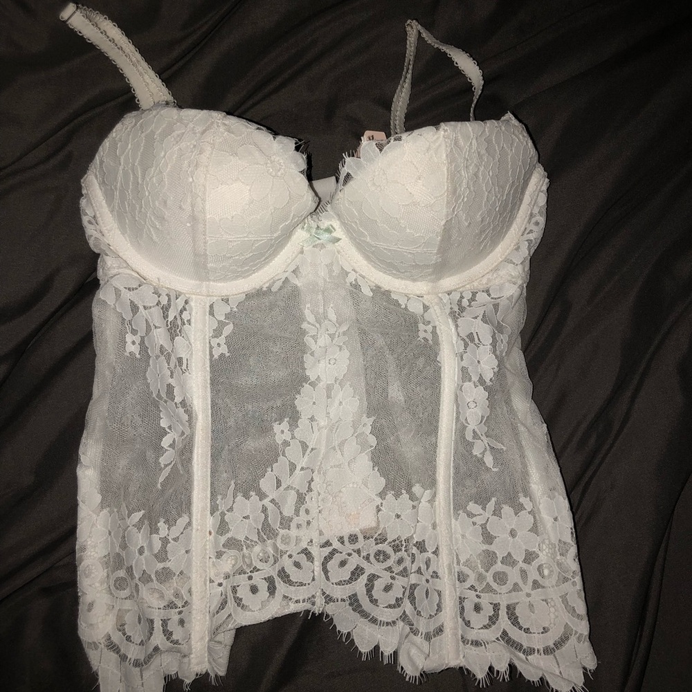 NWT VS White Corset
